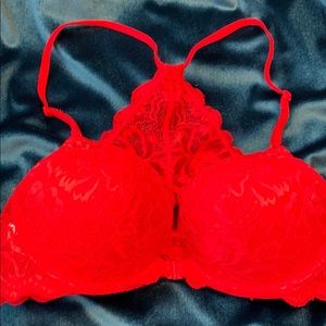 Victoria’ Secret PINK red lace push-up bra 34C